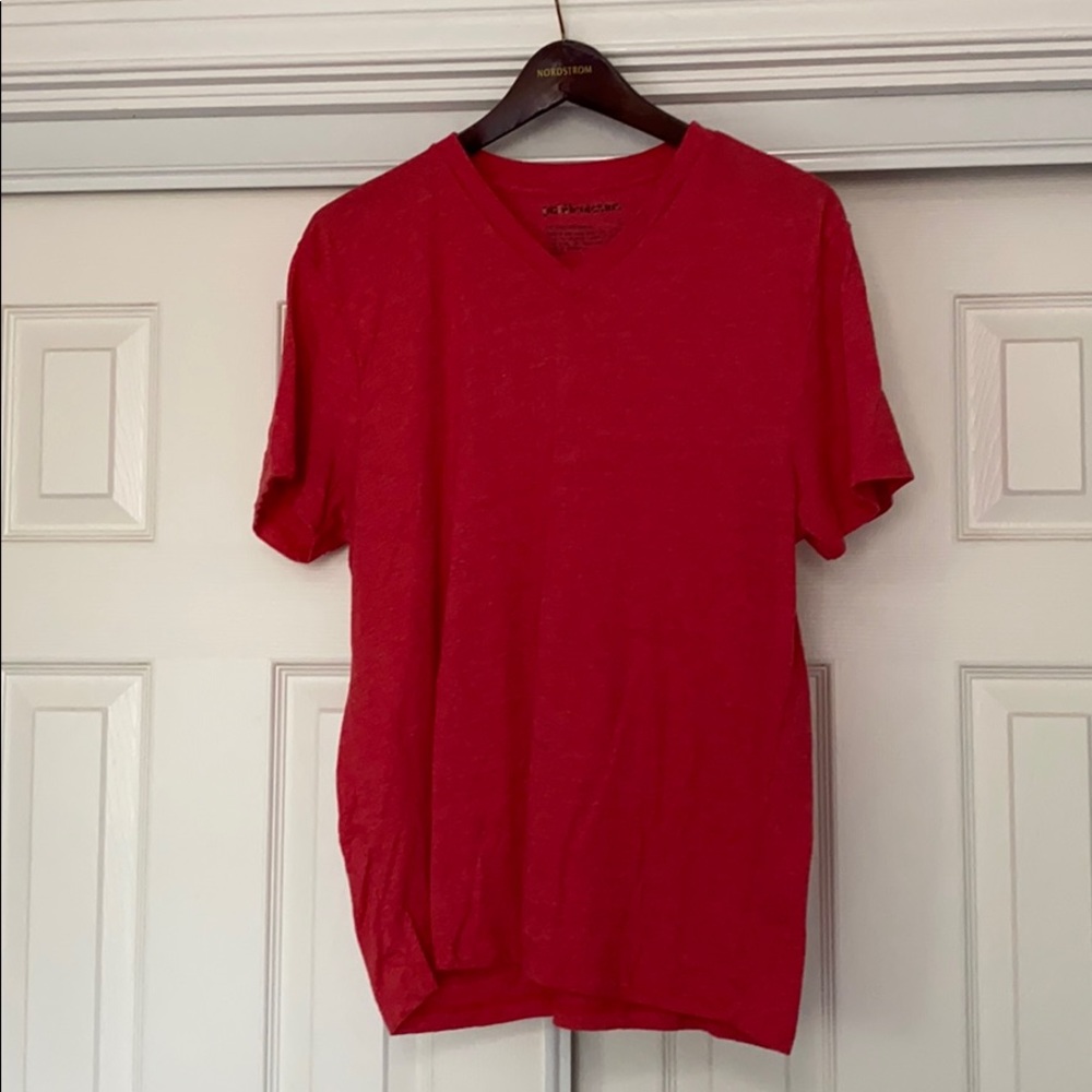 Public Opinion Mens size L V-neck Red T-shirt